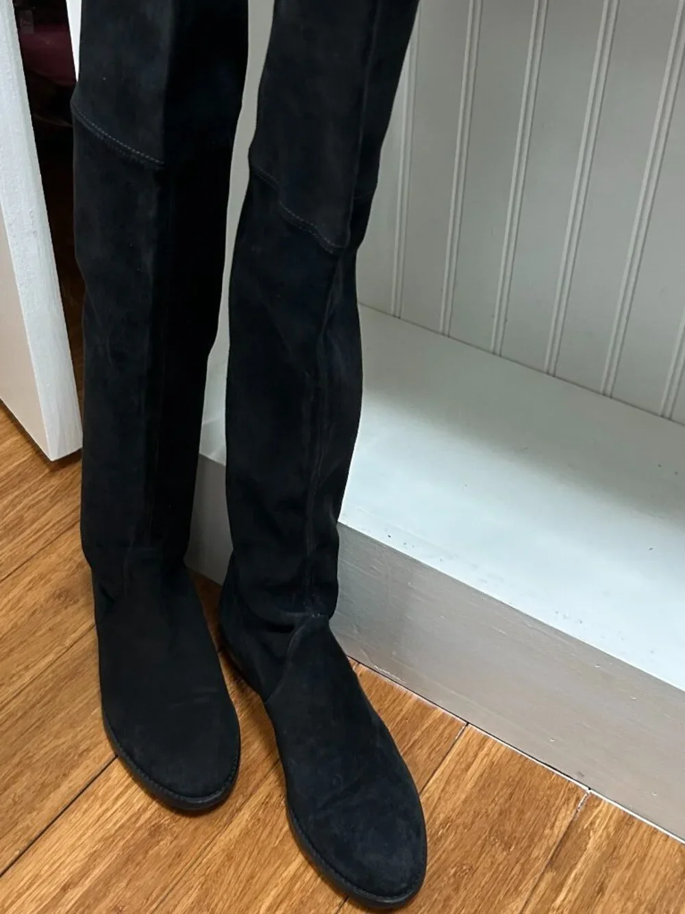 Stuart Weitzman Suede Over-The-Knee Boots Black Round-Toes Tie Closures Size 8